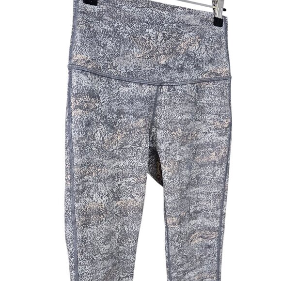 Lululemon Wunder Under High-Rise Tight 28", Luxtreme Frozen Vista Alpine, Size 6 - Picture 2 of 10